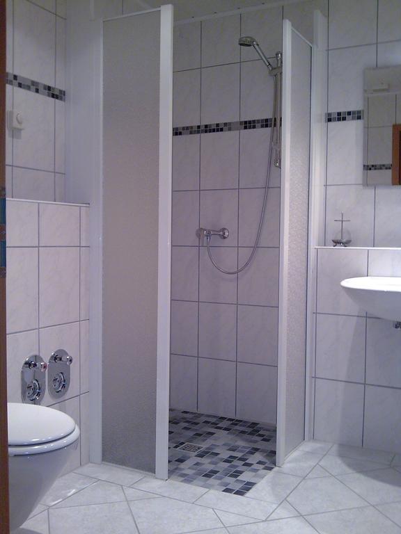 Fliederhof Ferienwohnungen Herresbach Habitación foto